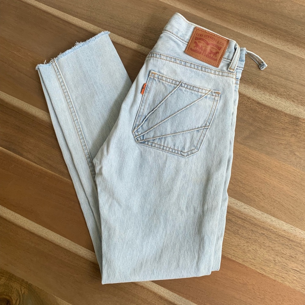 Levi’s Orange Tab Slim Fit Jeans Size 24